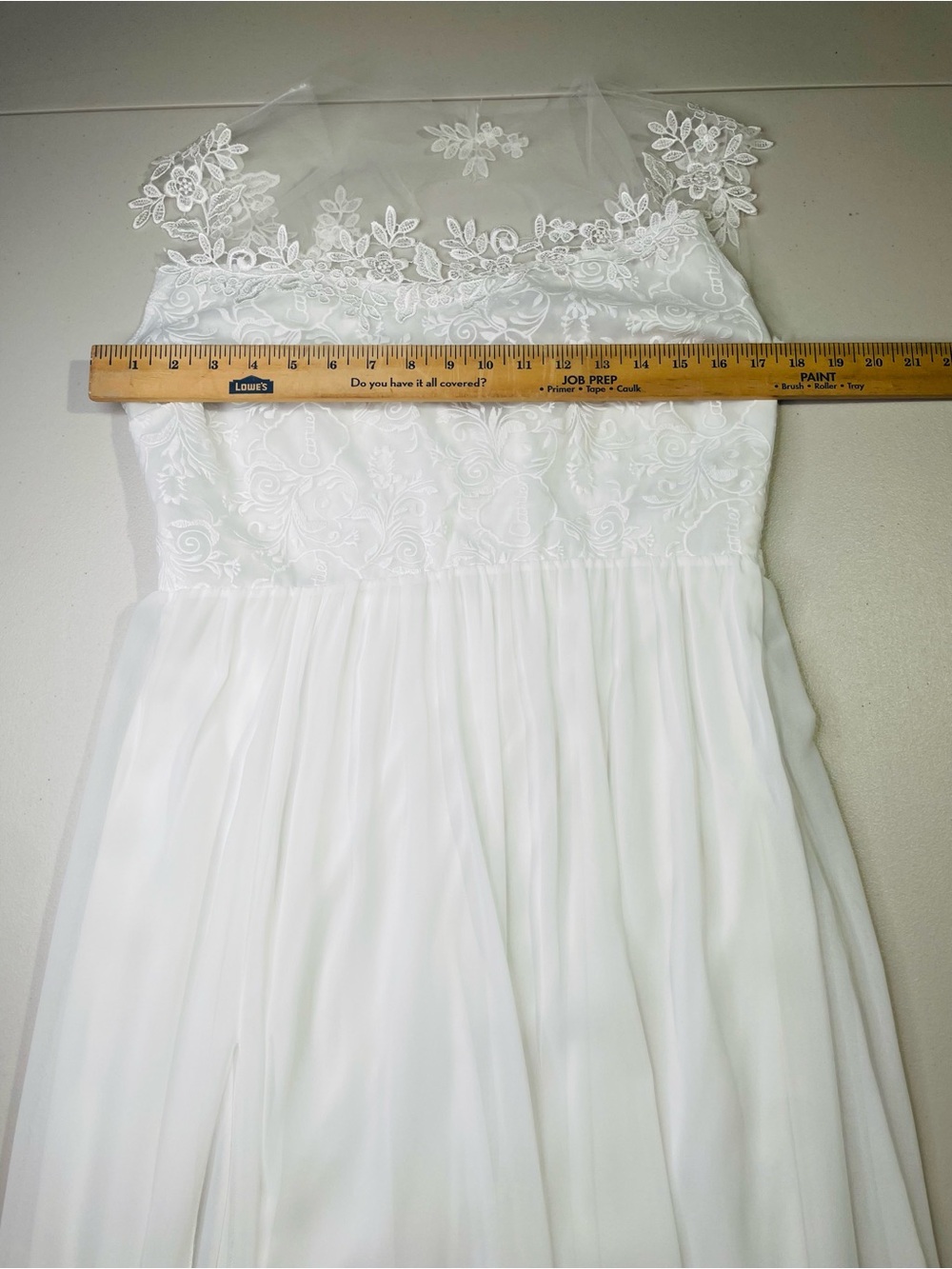 Source Unknown XL White Maxi Chiffon Dress with Floral Lace Bodice Wedding EC - Picture 3 of 8
